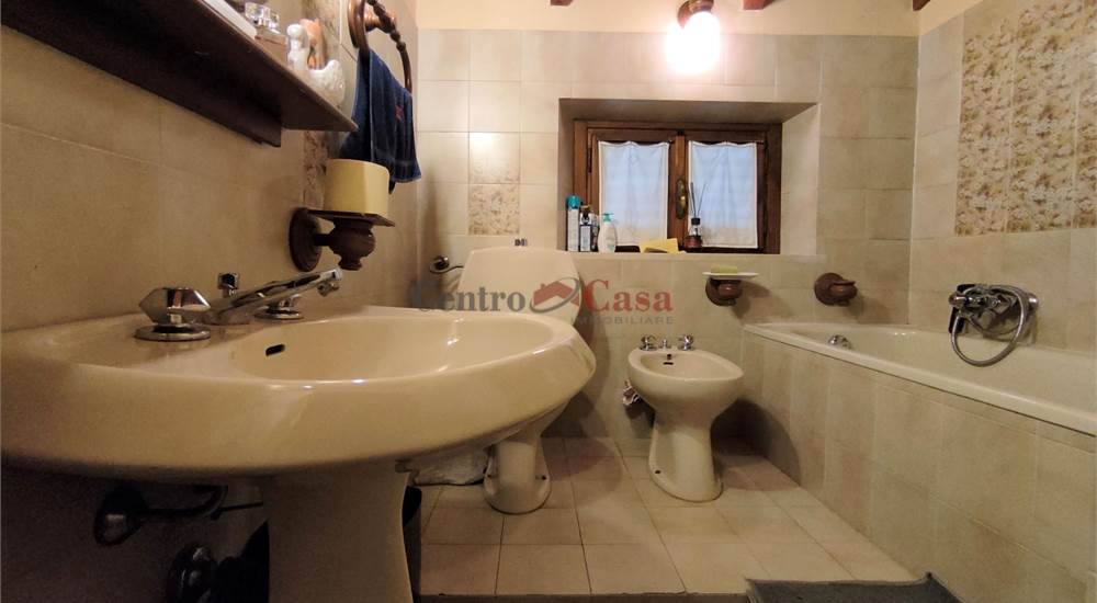 Bagno piano camere