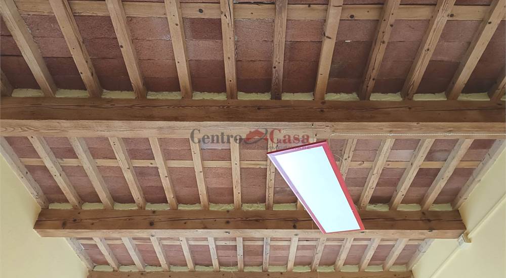 Soffitto area commerciale