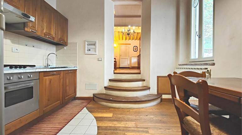 Characteristic apartment in the heart of the ancient village of Santo Stefano di Moriano