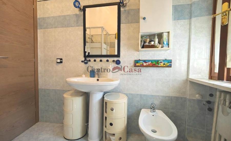 Bagno con doccia