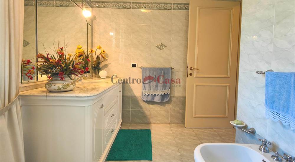 Bagno piano primo