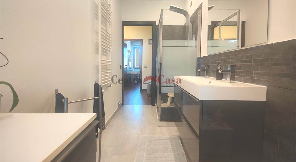 Bagno piano primo