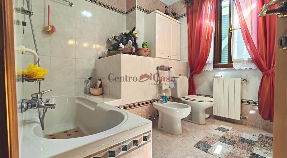 Bagno piano primo
