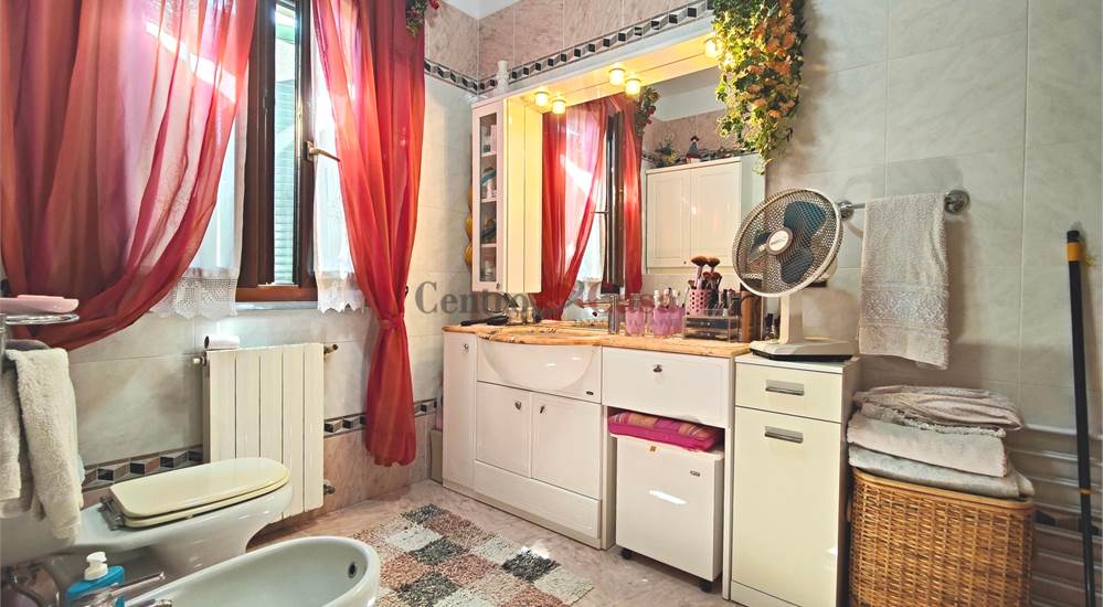 Bagno piano primo